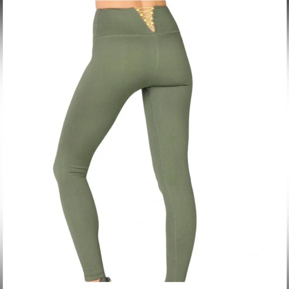 Fabletics Olive Green Ribbed High Waisted Seamless Leggings (M)